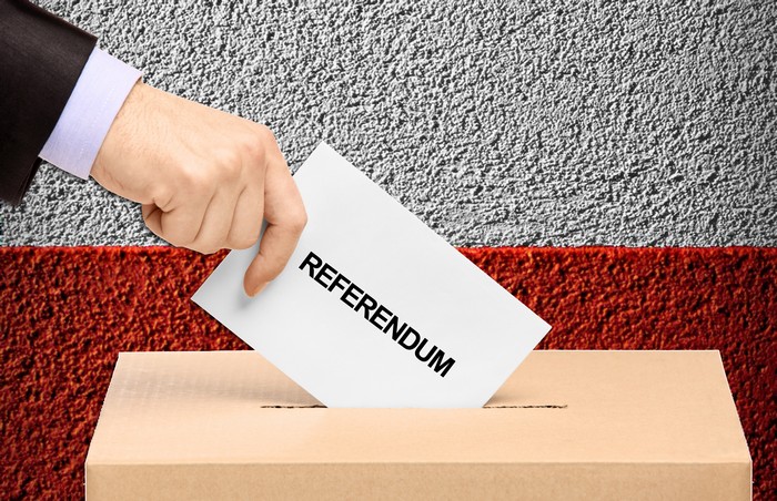 Prva tribina o referendumu u Nišu